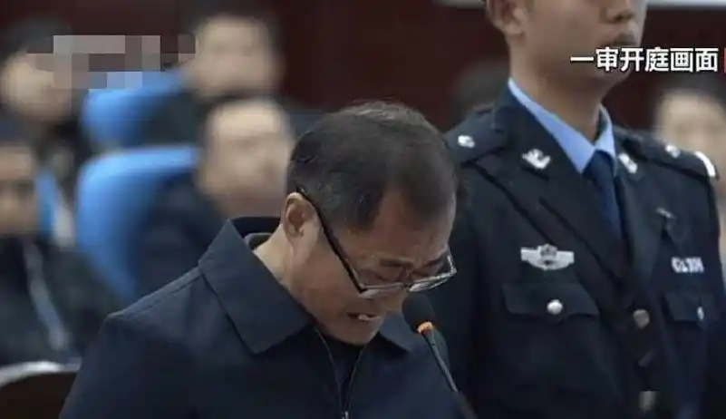 场外配资平台风险_场外配资_高杠杆炒股骗局